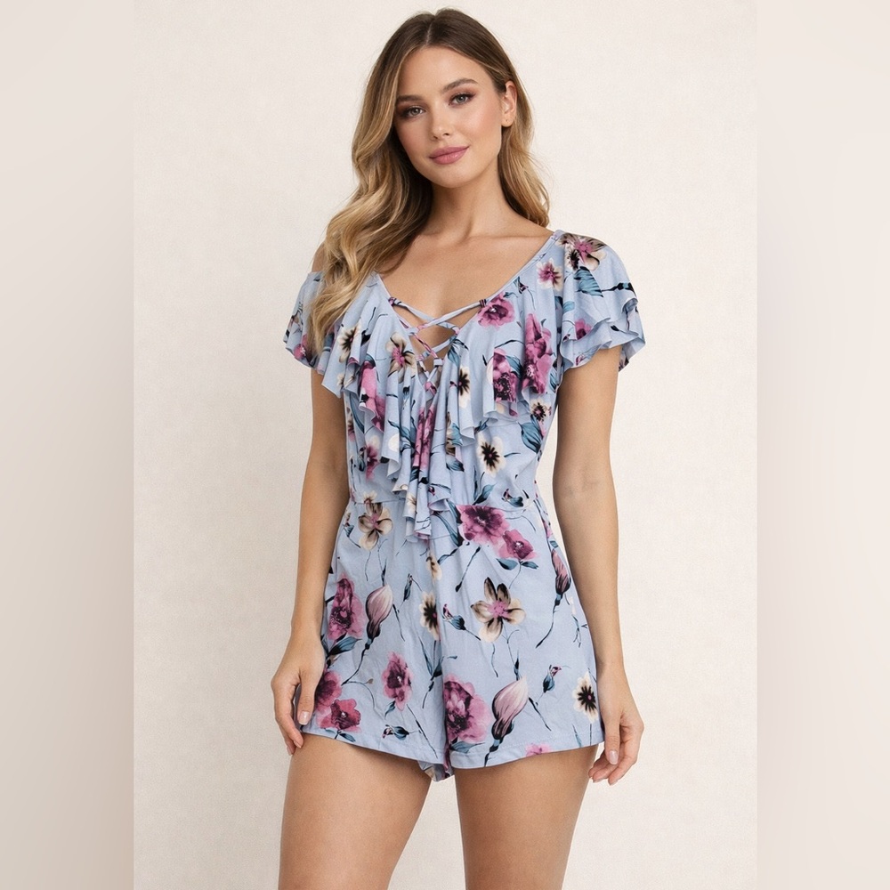 Fashion Nova Blue Floral Ruffle Romper | Vacation Brunch Outfit Size Large 🌸